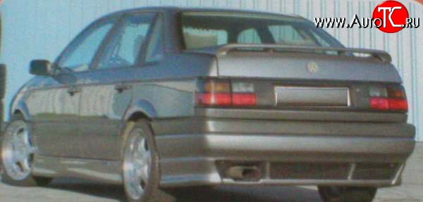 4 499 р. Накладка заднего бампера Rieger Volkswagen Passat B3 седан (1988-1993)  с доставкой в г. Самара