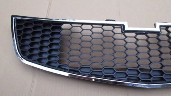 1 049 р. Решетка радиатора SPARD (нижняя) Chevrolet Cruze J305 хэтчбек рестайлинг (2012-2015) (Неокрашенная)  с доставкой в г. Самара. Увеличить фотографию 2