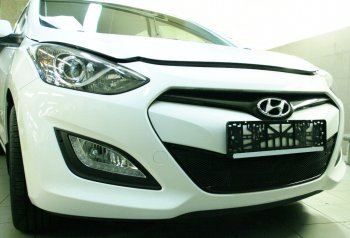 1 599 р. Сетка в воздухозаборник бампера Arbori (15 мм) Hyundai I30 2 GD дорестайлинг, хэтчбэк 5 дв. (2011-2015) (Черная)  с доставкой в г. Самара. Увеличить фотографию 2