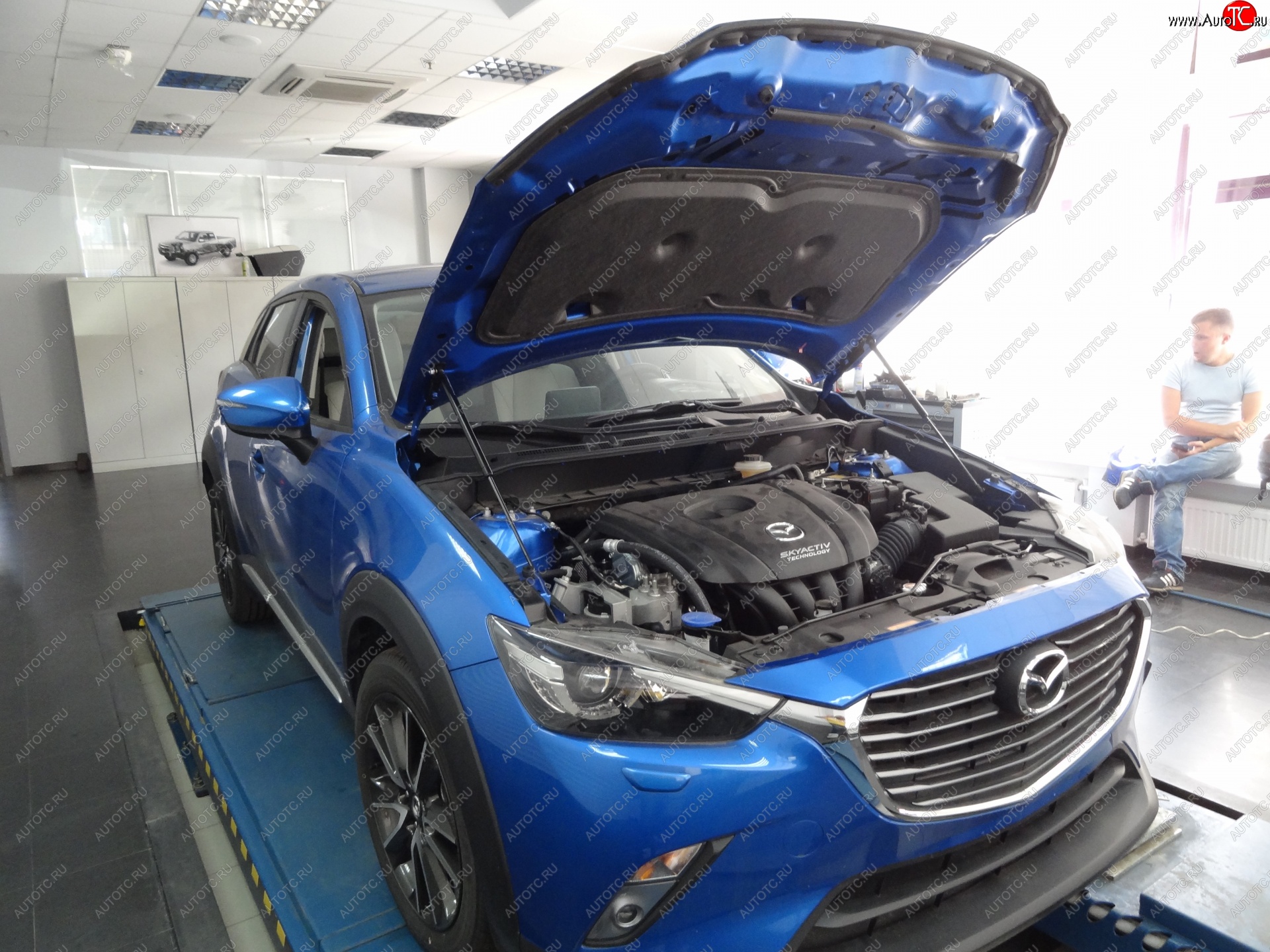 2 399 р. Упоры капота Russtal Mazda CX-3 DK дорестайлинг (2014-2018)  с доставкой в г. Самара