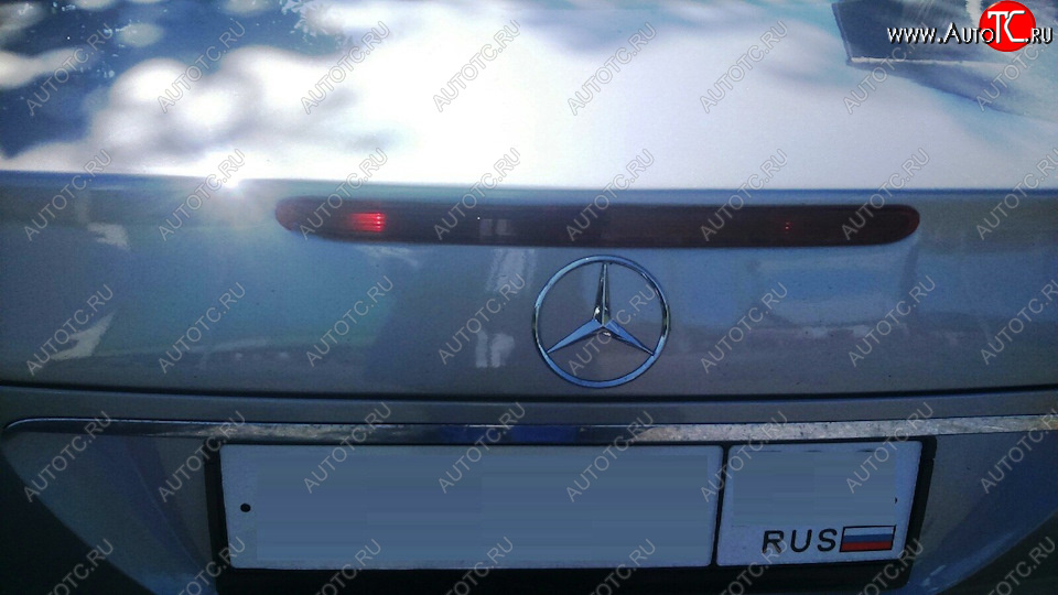5 349 р. Стоп-сигнал в крышку багажника TYC Mercedes-Benz E-Class W211 дорестайлинг седан (2002-2006)  с доставкой в г. Самара