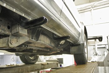 3 449 р. Комплект крепежа для подножек серии FUGA и М15 Winbo  Mitsubishi Pajero Sport  PA (1996-2008) дорестайлинг, рестайлинг  с доставкой в г. Самара. Увеличить фотографию 2