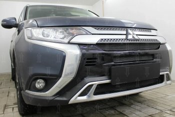 9 599 р. Защитная сетка в бампер (3 части, ячейка 4х10 мм) Alfeco Премиум Mitsubishi Outlander GF 3-ий рестайлинг (2018-2022) (Чёрная)  с доставкой в г. Самара. Увеличить фотографию 2