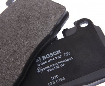 4 799 р. Колодки тормозные передние (4шт.) BOSCH Audi Q5 8R рестайлинг (2012-2017)  с доставкой в г. Самара. Увеличить фотографию 2