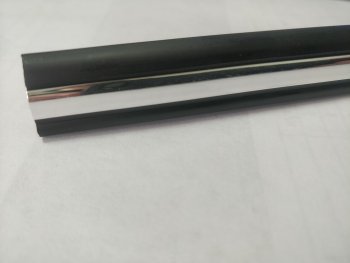 319 р. Универсальный уплотнитель FlexLine (16 mm U-LIP с хром полосой, 1 погонный метр) Mercedes-Benz GLK class X204 рестайлинг (2012-2015)  с доставкой в г. Самара. Увеличить фотографию 4