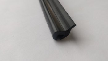 Универсальный уплотнитель FlexLine (жесткий профиль 8 mm U-LIP, 1 погонный метр) Mercedes-Benz GLK class X204 рестайлинг (2012-2015)